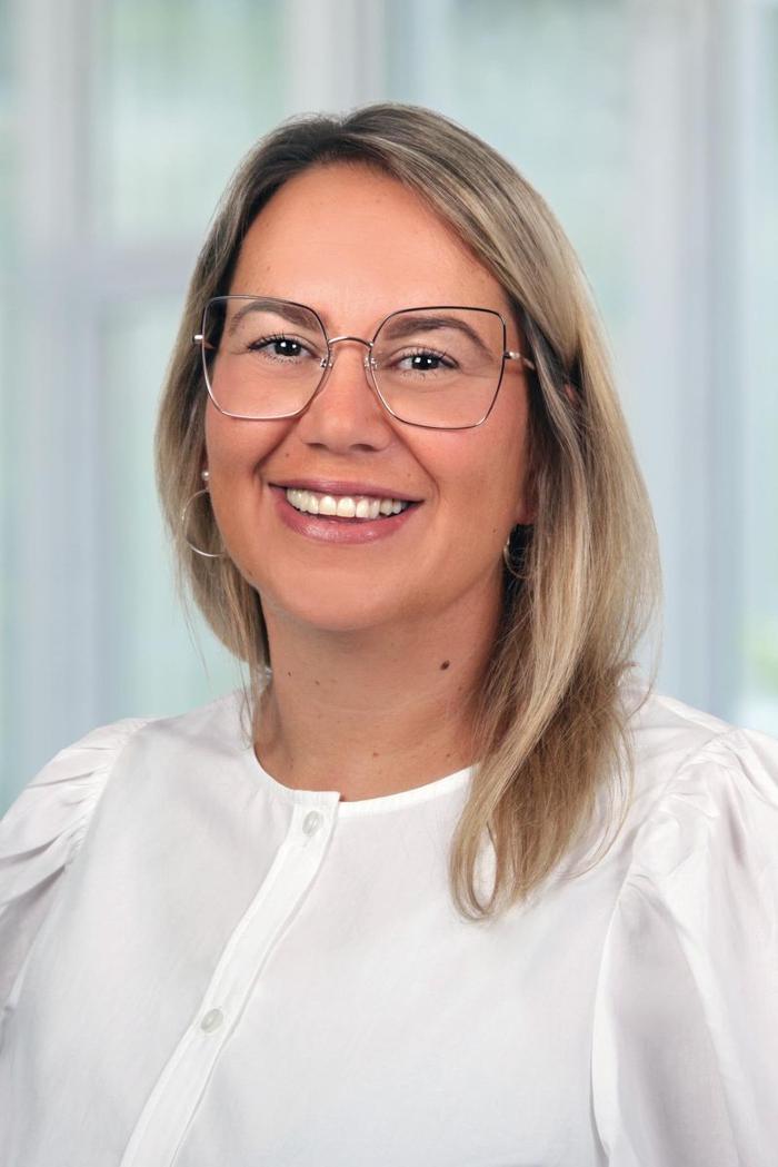 ERGO Versicherung Nadine Müller, Apfelweg in Petersaurach