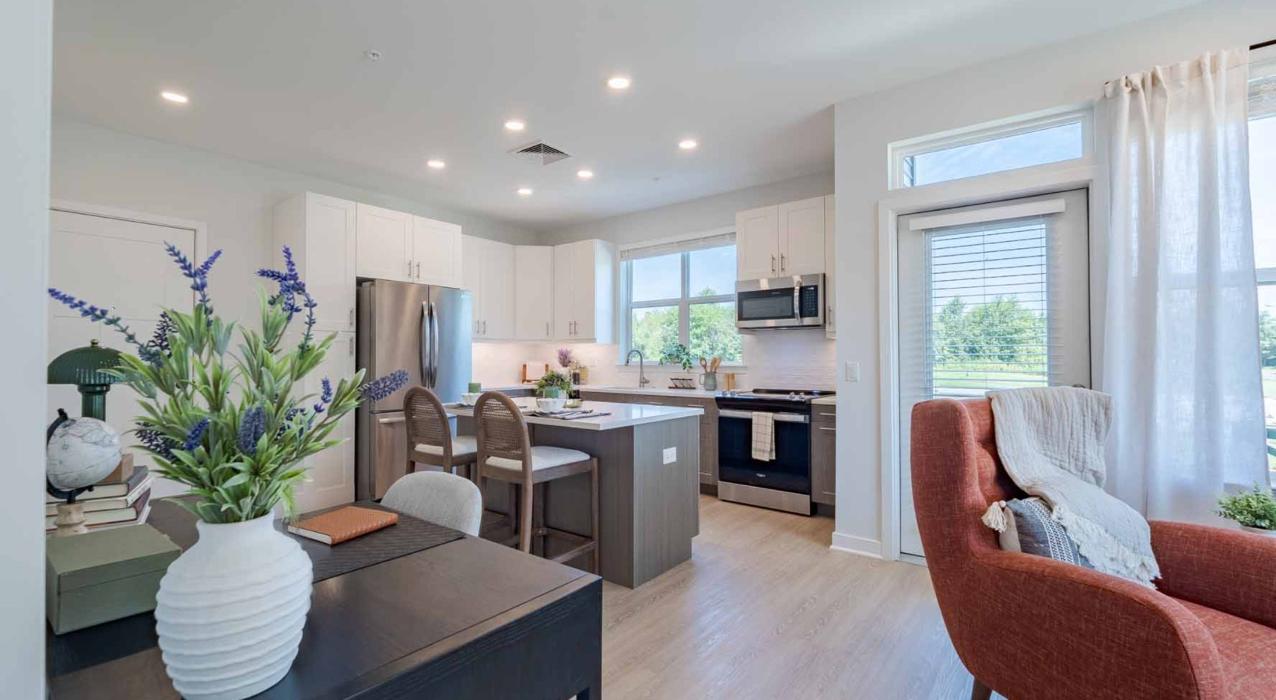 J Centra Burlington - Burlington, NJ