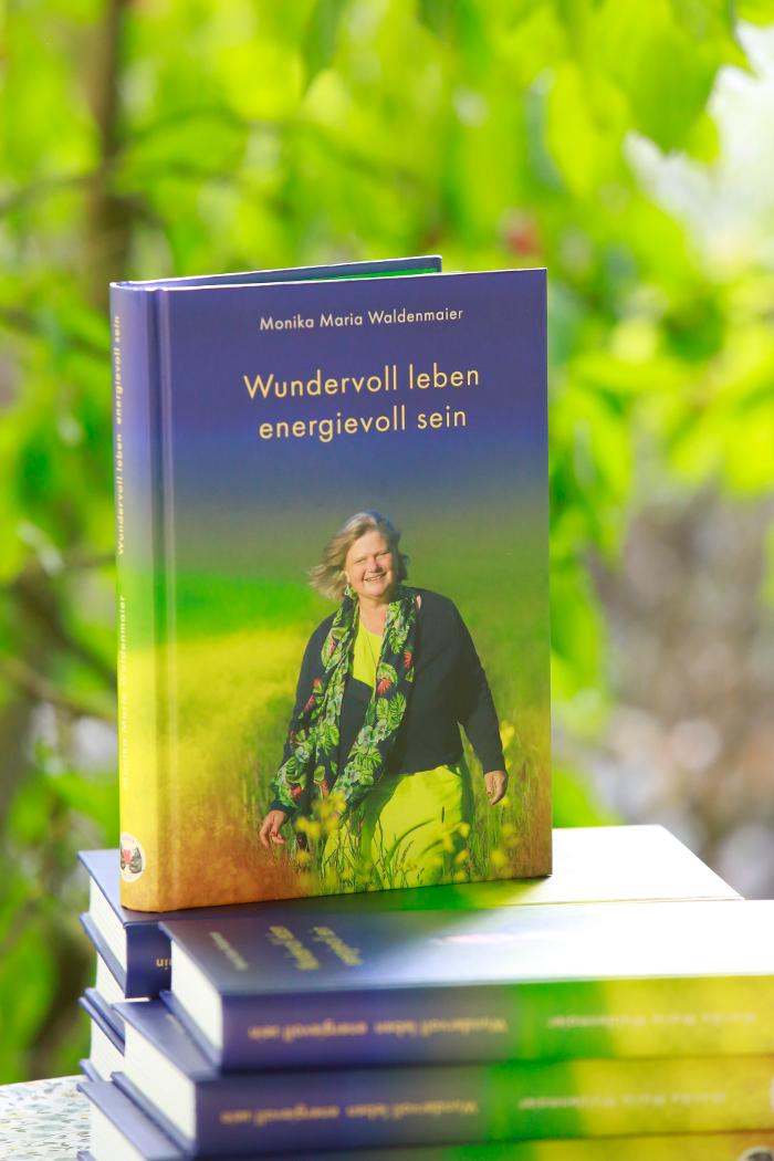 Monika Maria Waldenmaier Energiezentrum Heilpraxis in Thalmassing - Logo