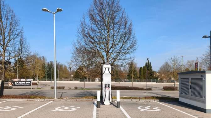 Shell Recharge Charging Station, Raiffeisenstraße in Bad Rappenau