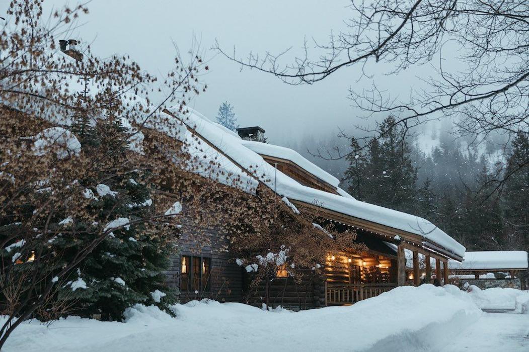 Freestone Inn & Cabins Image