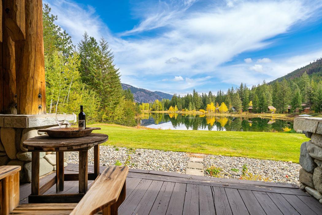 Freestone Inn & Cabins Image