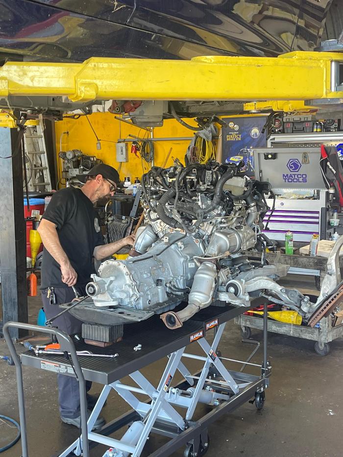 Southern Tread Complete Car Care Image