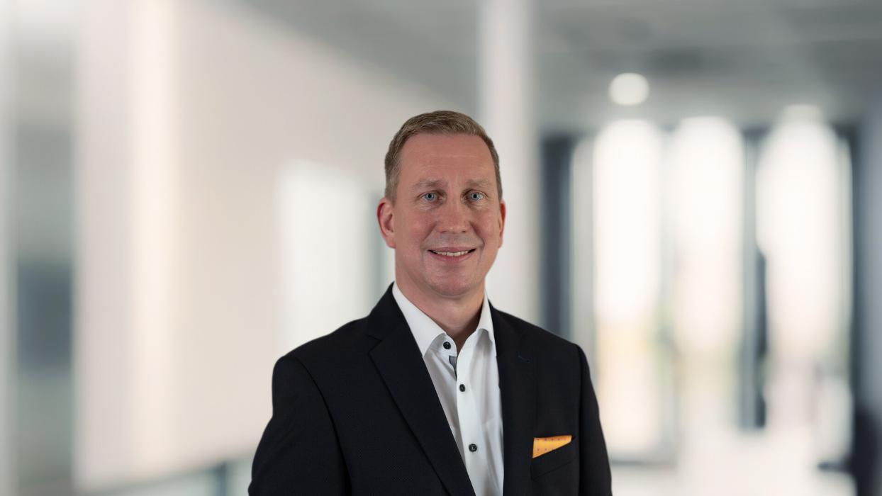 Mecklenburgische Versicherung Udo Lühmann-Reymers, Neuwiedenthaler Straße in Hamburg