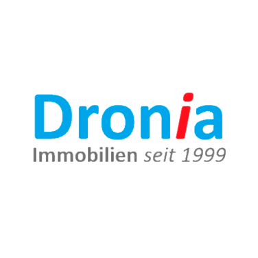 Dronia Immobilien GmbH in Sierksdorf - Logo