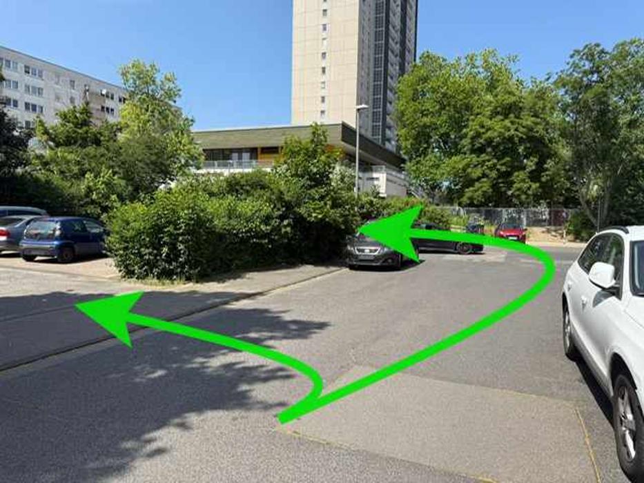 ampido Parkplatz, Konrad-Adenauer-Straße in Köln