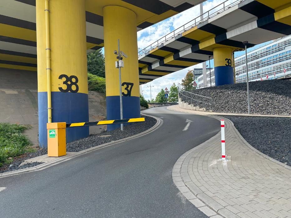 ampido Parkplatz, Ferdinand-Braun-Platz in Düsseldorf