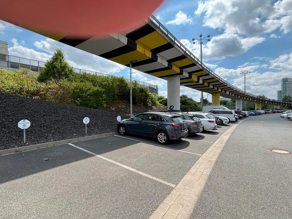 ampido Parkplatz, Ferdinand-Braun-Platz in Düsseldorf