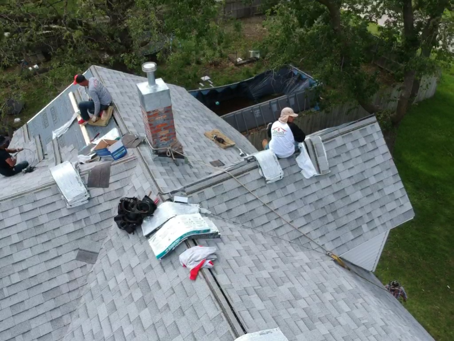 Shull Roofing Image