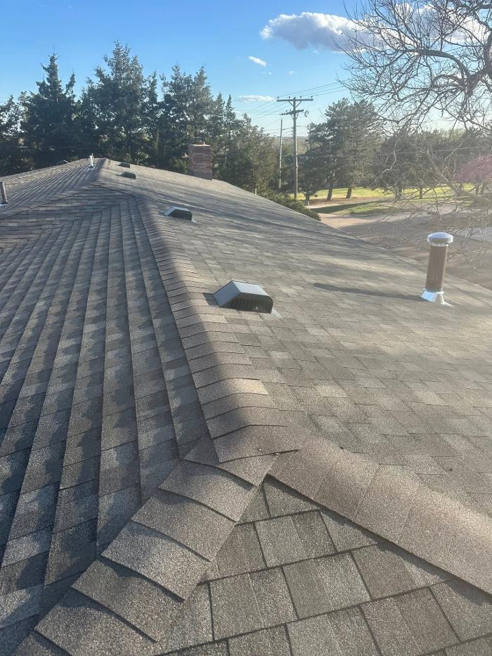 Shull Roofing Image