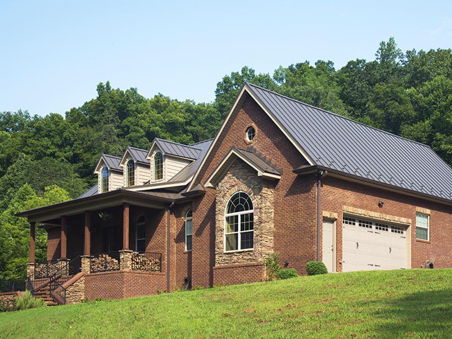 Shull Roofing Image