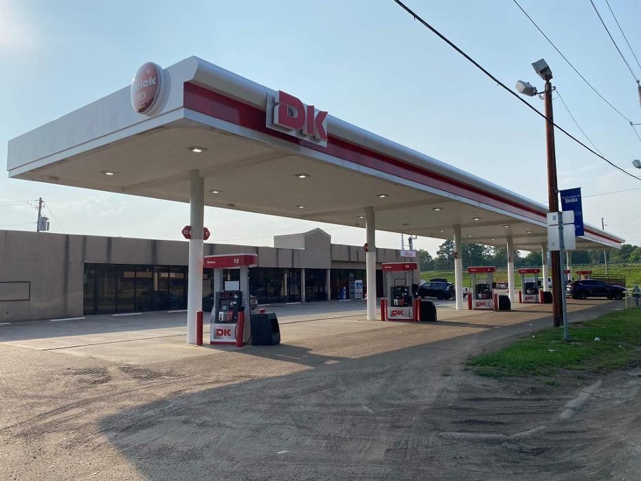 DK Gas Station - Hooks, TX