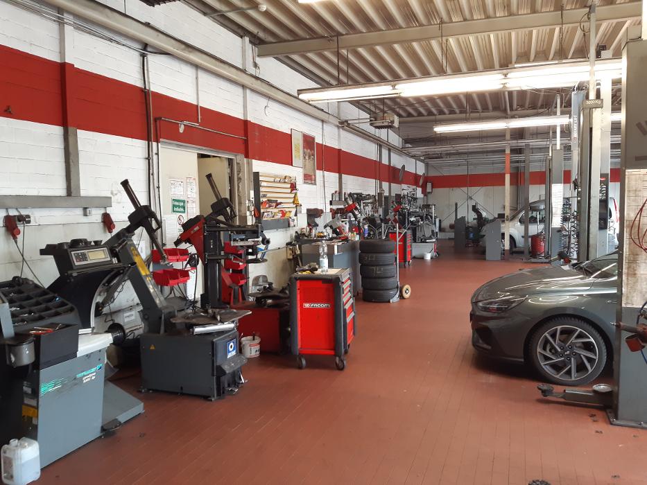 ATU Solingen - Graefrath, Wuppertaler Str. in Solingen