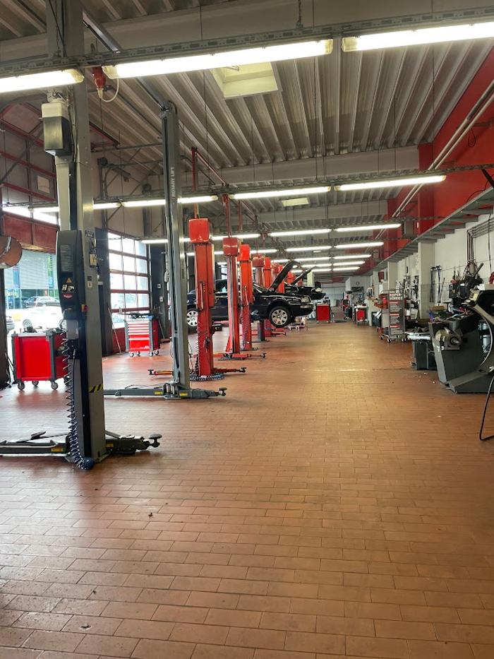 ATU Hamburg - Niendorf, Kollaustraße in Hamburg