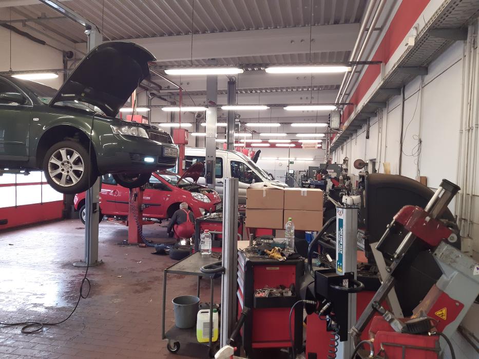 ATU Dresden - Gompitz, Kesselsdorfer Straße in Dresden