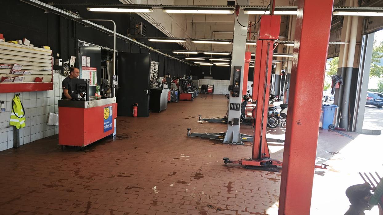 ATU Reutlingen, Stuttgarter Straße in Reutlingen