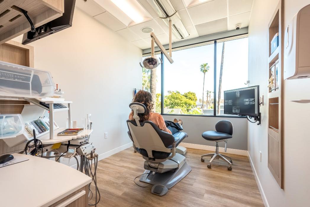 Beverly Hills Complete Dentistry Image