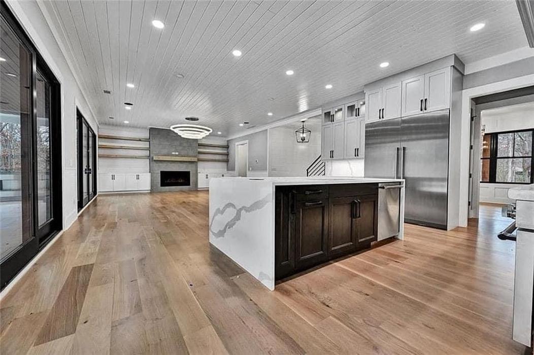 Universal Remodel Image