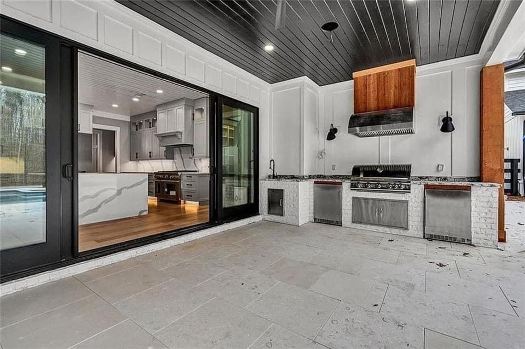 Universal Remodel Image