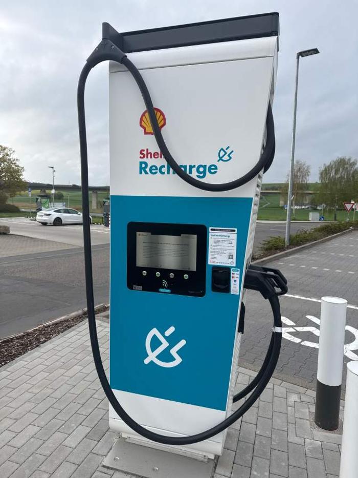 Shell Recharge Charging Station, Zu den Dilläckern in Buchen