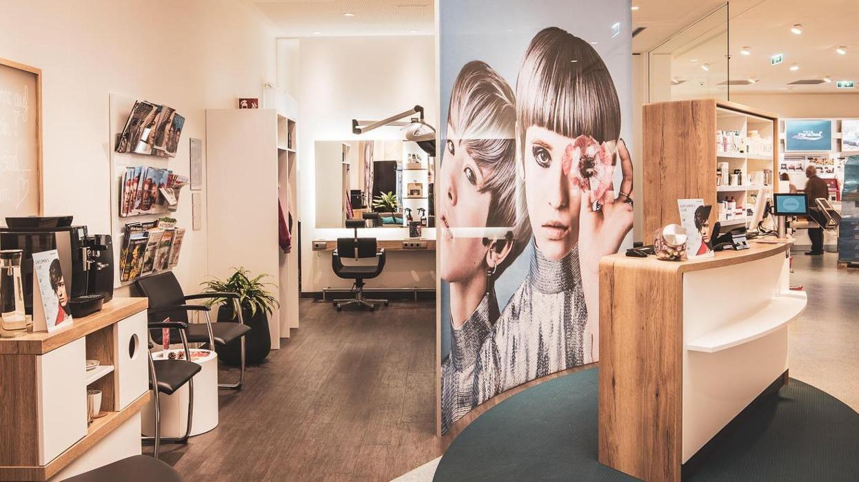 dm friseurstudio, Am Kuhberg in Horn