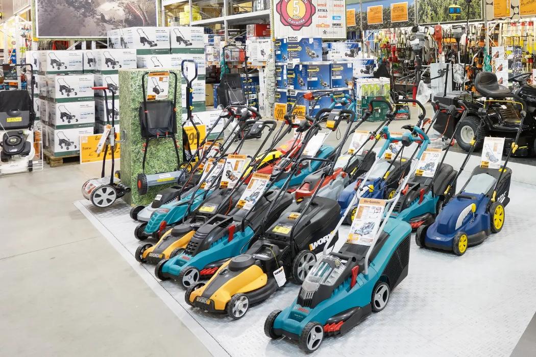 HORNBACH Gartenmarkt Ansfelden, Traunuferstraße in Ansfelden