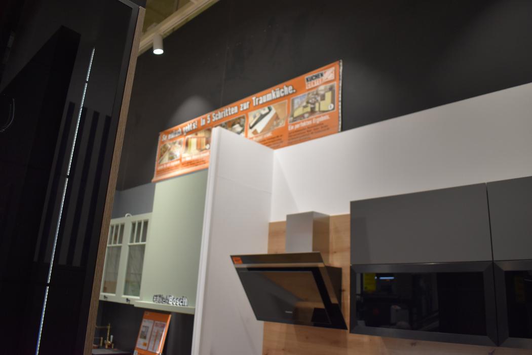 Küchencenter HORNBACH Galgenen, Kantonsstrasse in Galgenen