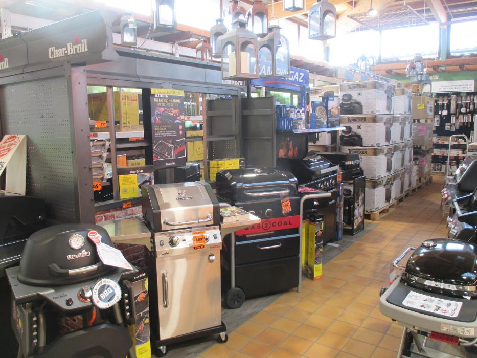 HORNBACH Altötting, Burghauser Straße in Altötting