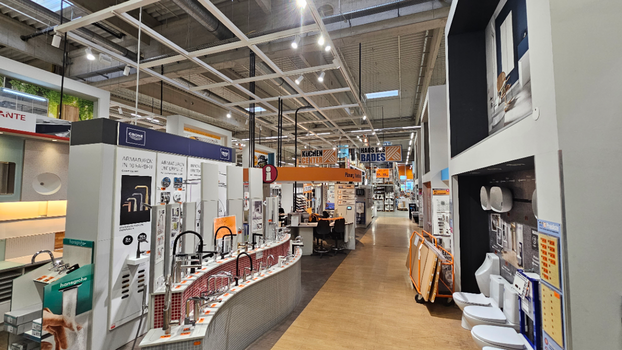 HORNBACH Haus des Bades München-Freiham, Hans-Steinkohl-Straße in München