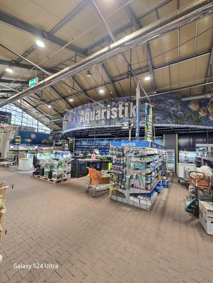 HORNBACH Gartencenter Wiesbaden, Friedrich-Bergius-Straße in Wiesbaden