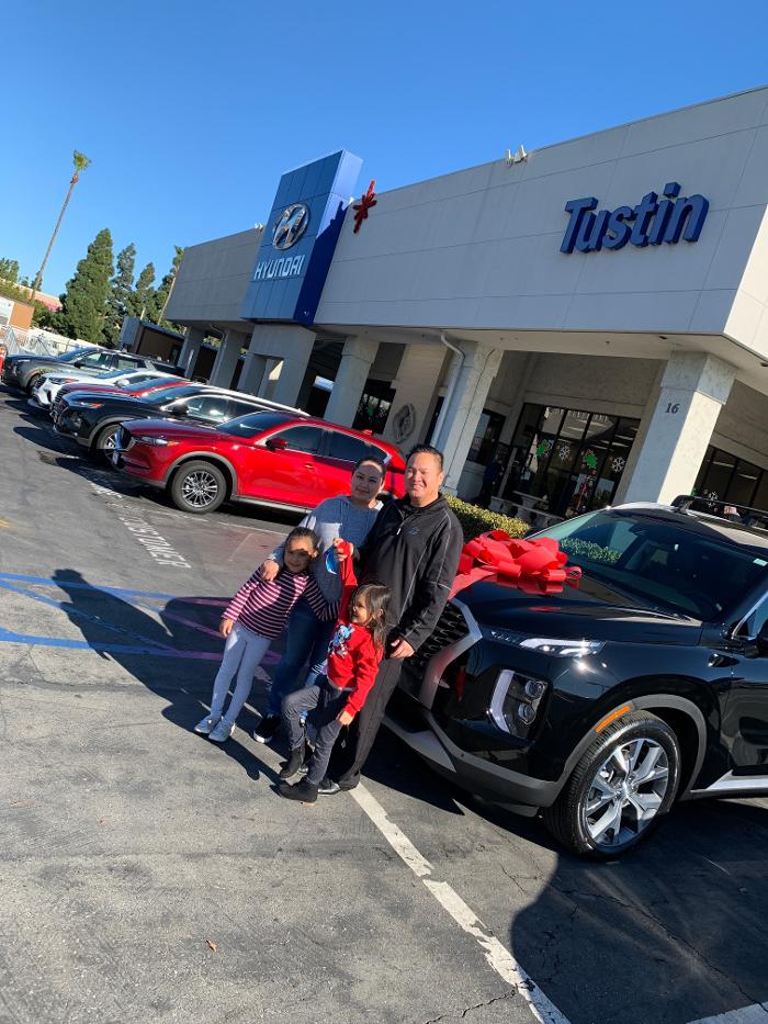 Tustin Hyundai Image