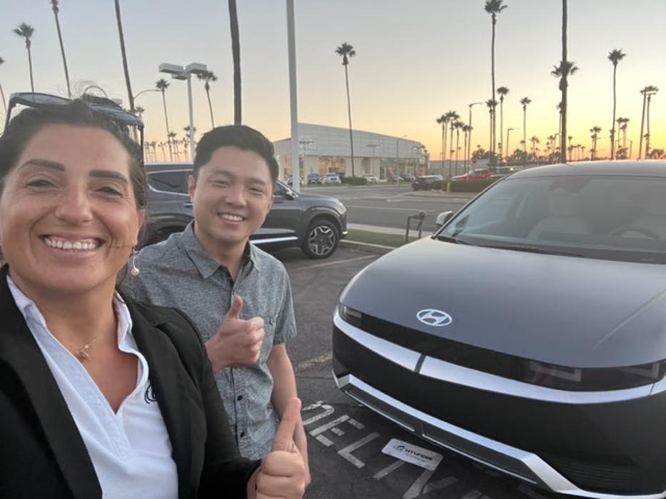 Tustin Hyundai Image