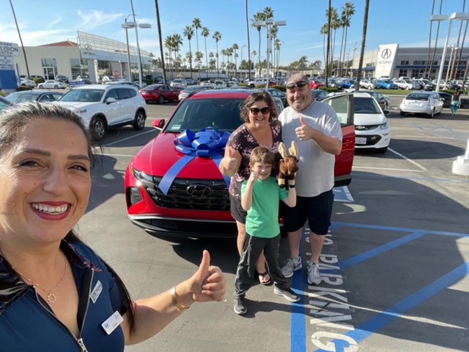 Tustin Hyundai Image