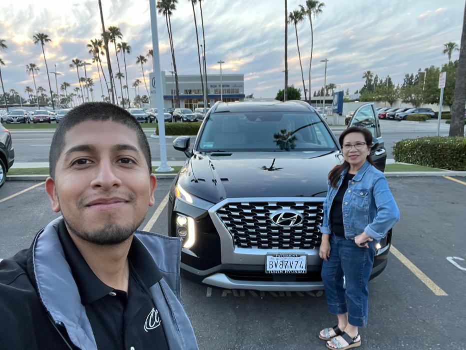 Tustin Hyundai Image