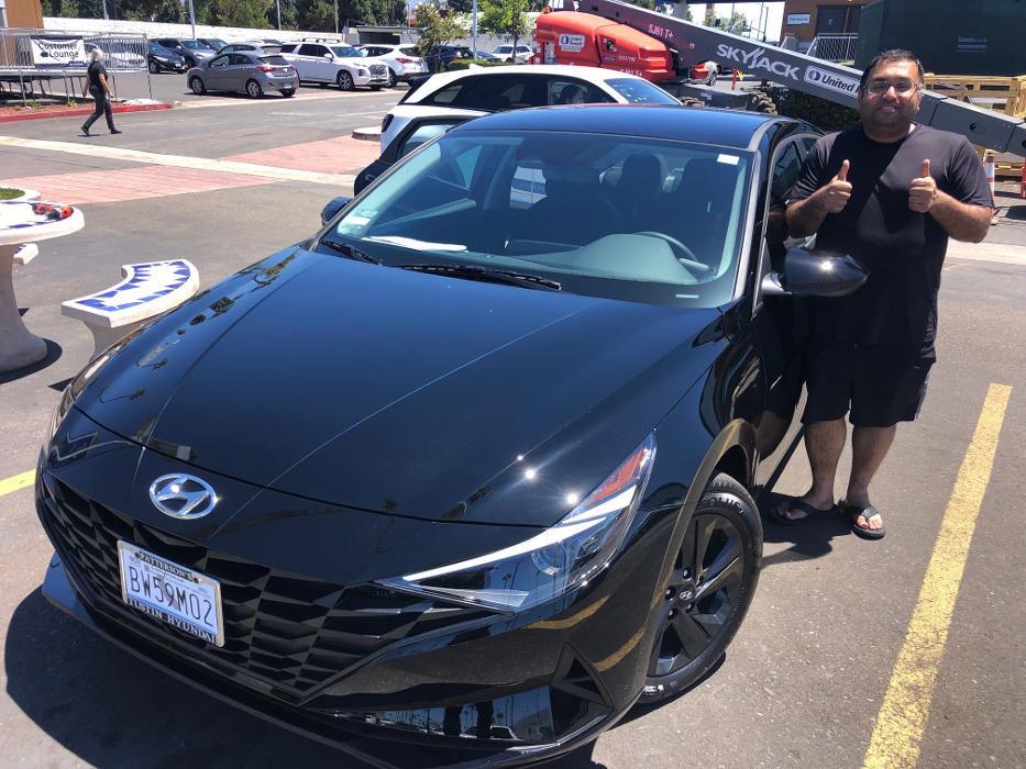 Tustin Hyundai Image