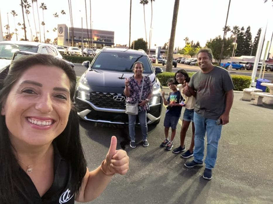 Tustin Hyundai Image