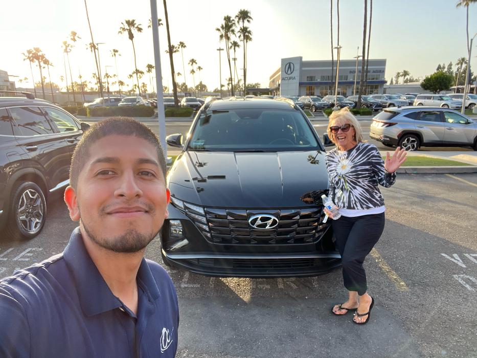 Tustin Hyundai Image