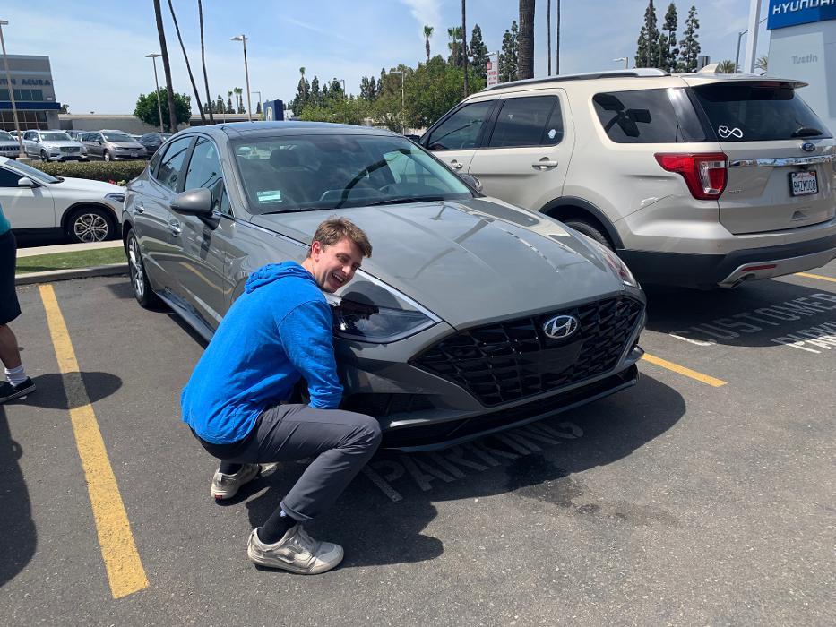 Tustin Hyundai Image