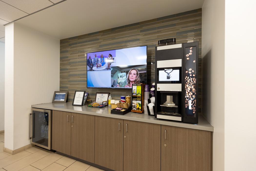 Tustin Hyundai Image