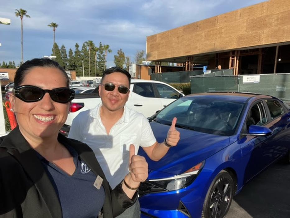 Tustin Hyundai Image