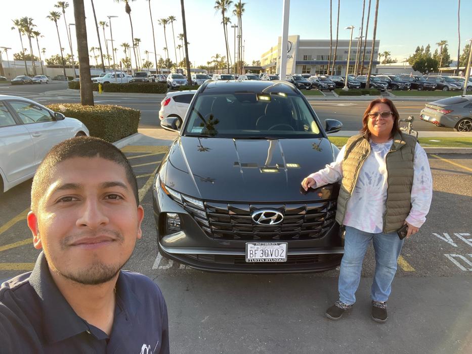 Tustin Hyundai Image