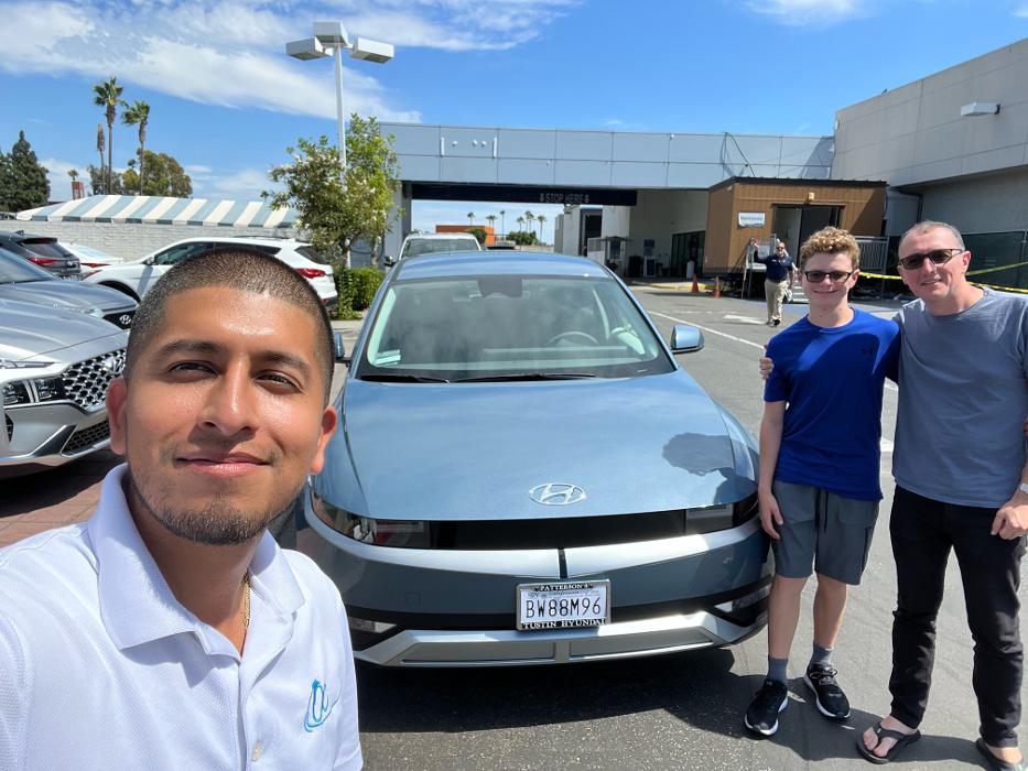 Tustin Hyundai Image