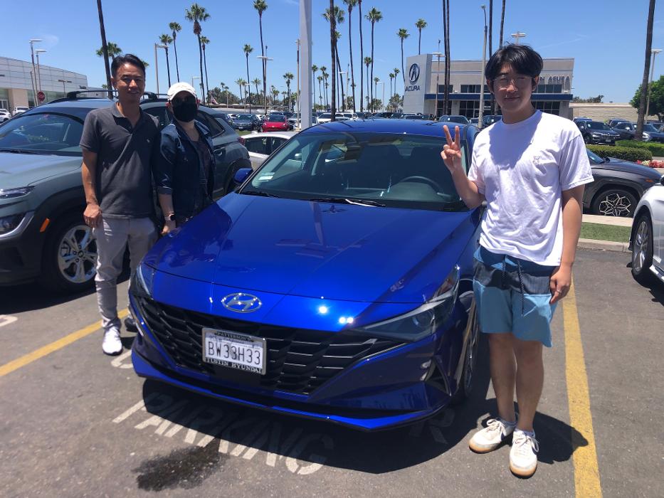 Tustin Hyundai Image