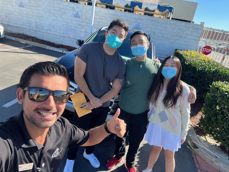 Tustin Hyundai Image