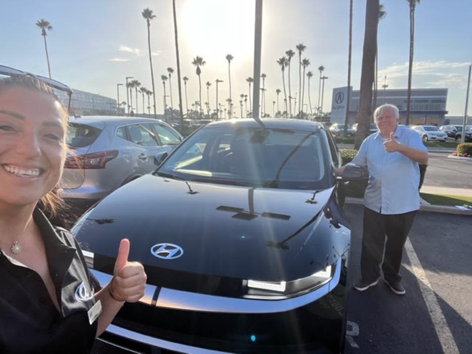 Tustin Hyundai Image