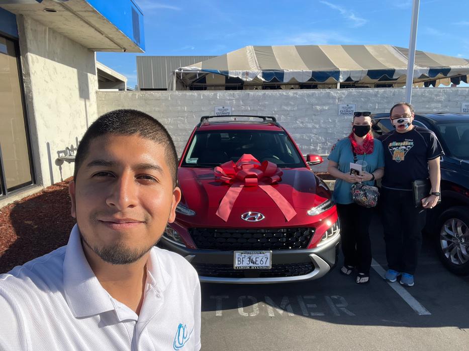 Tustin Hyundai Image