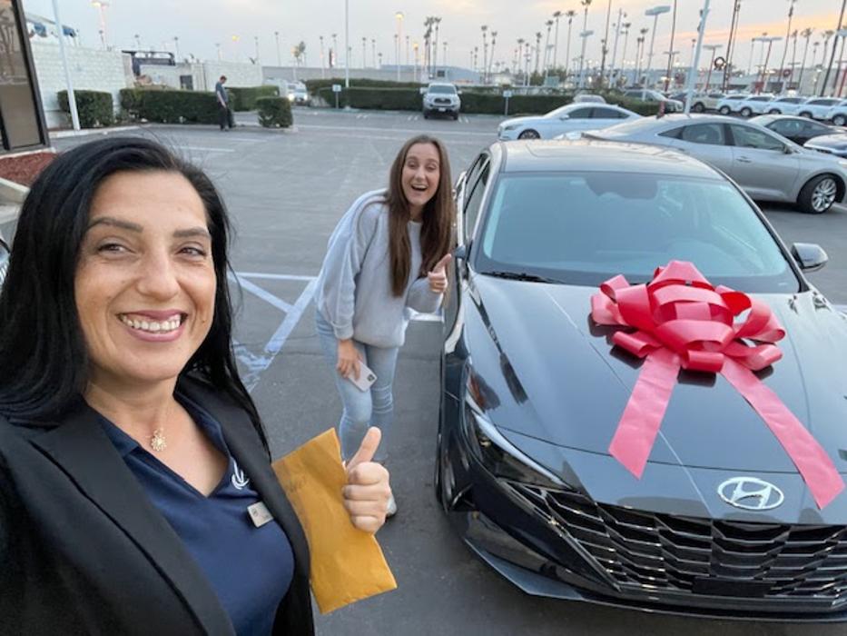 Tustin Hyundai Image