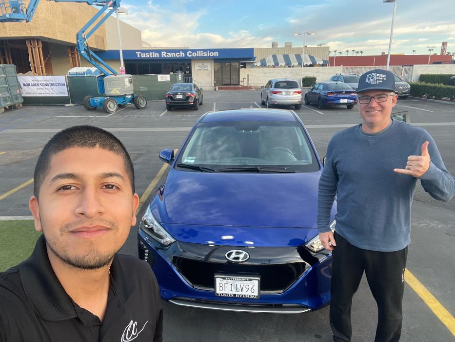 Tustin Hyundai Image