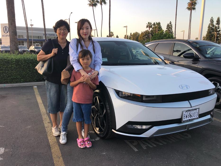 Tustin Hyundai Image