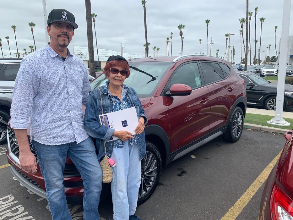 Tustin Hyundai Image